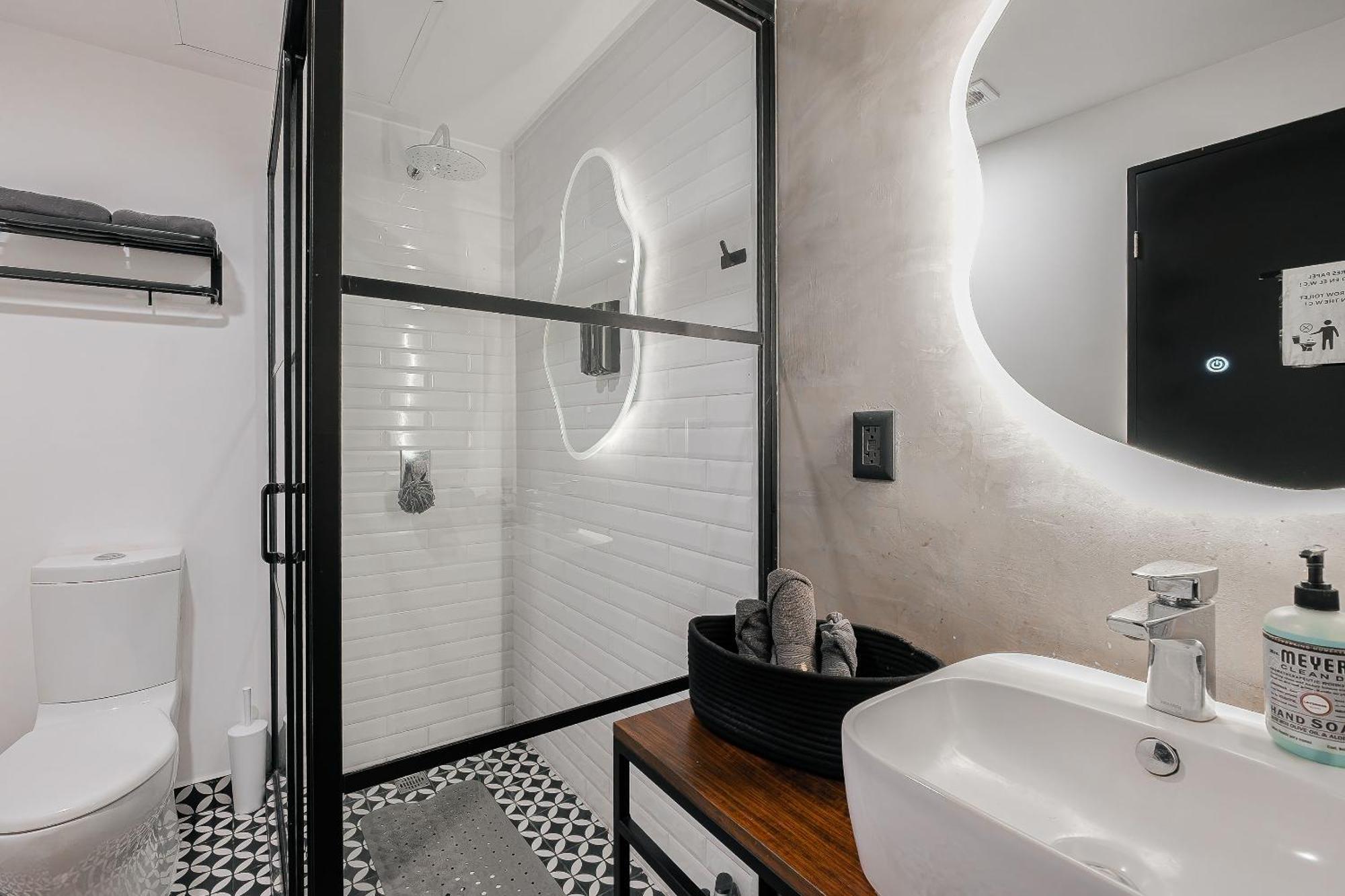 The Jungle Loft Tropical Comfort In A Centric Location With Kitchen Kota Meksiko Bagian luar foto