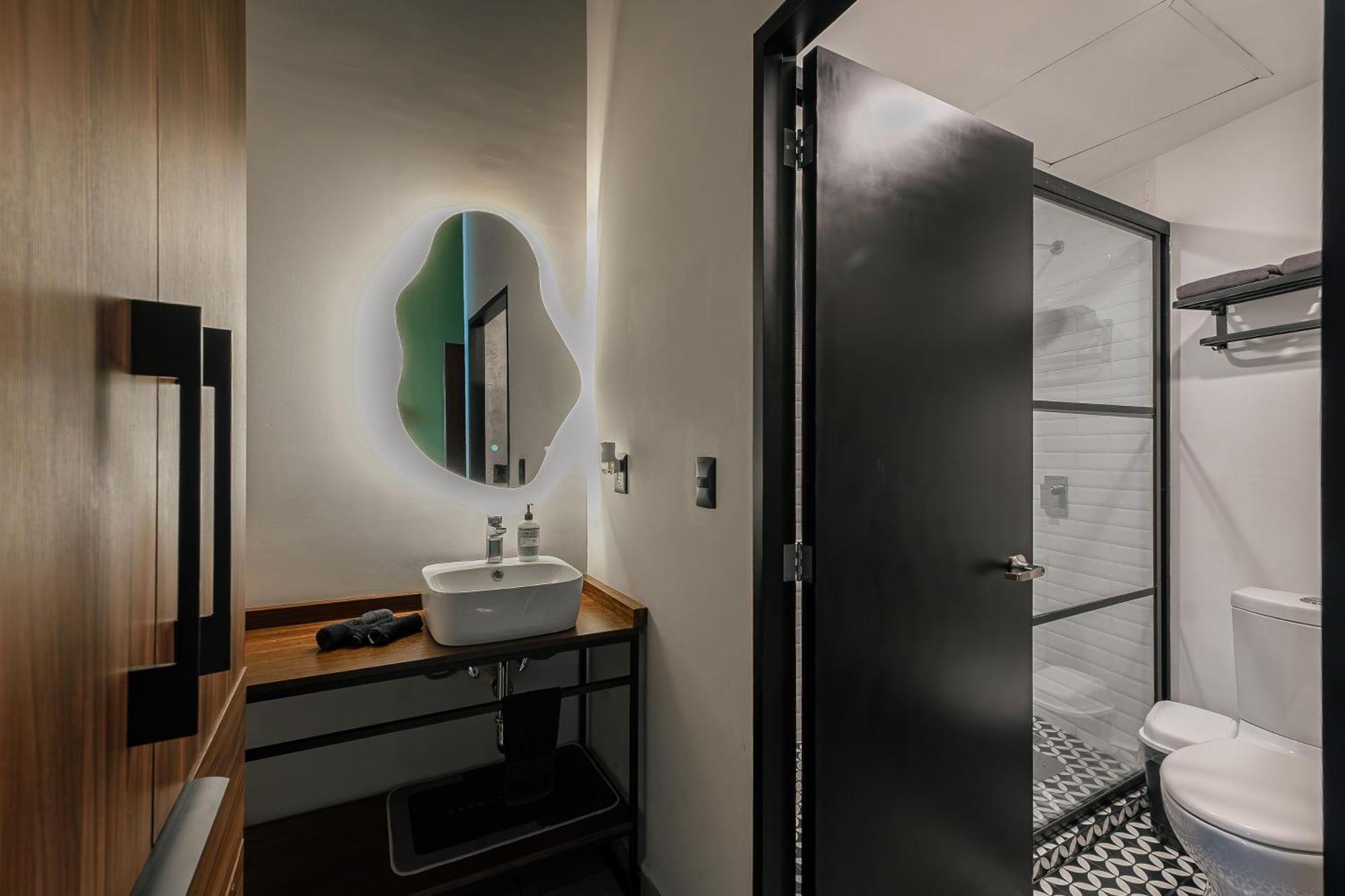 The Jungle Loft Tropical Comfort In A Centric Location With Kitchen Kota Meksiko Bagian luar foto
